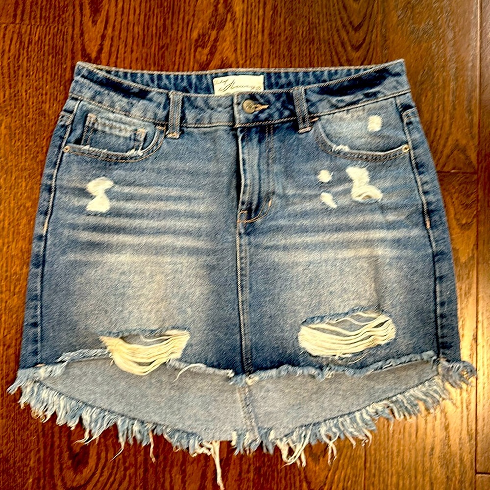 Vintage Havana distressed Jean skirt size 28